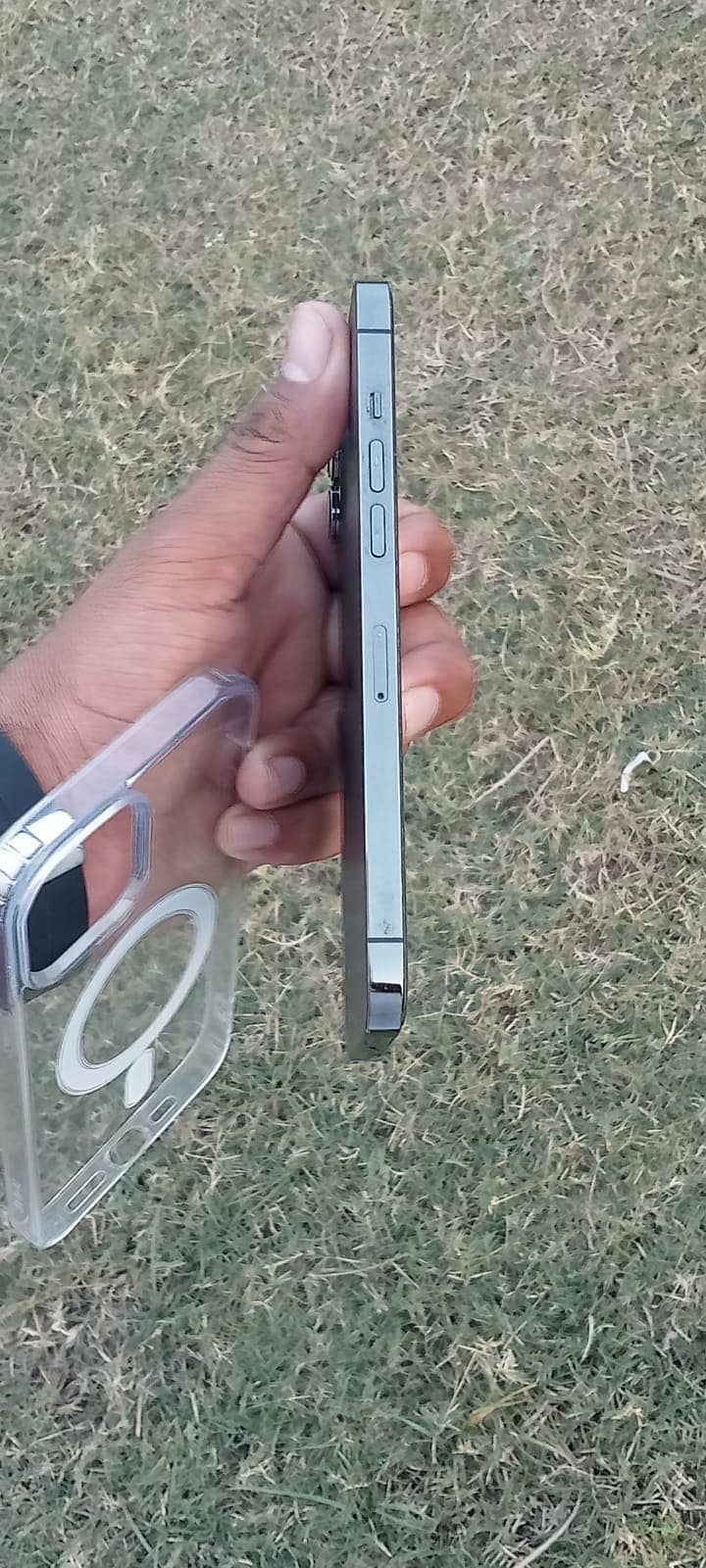 Apple iPhone 12 Pro Max 4