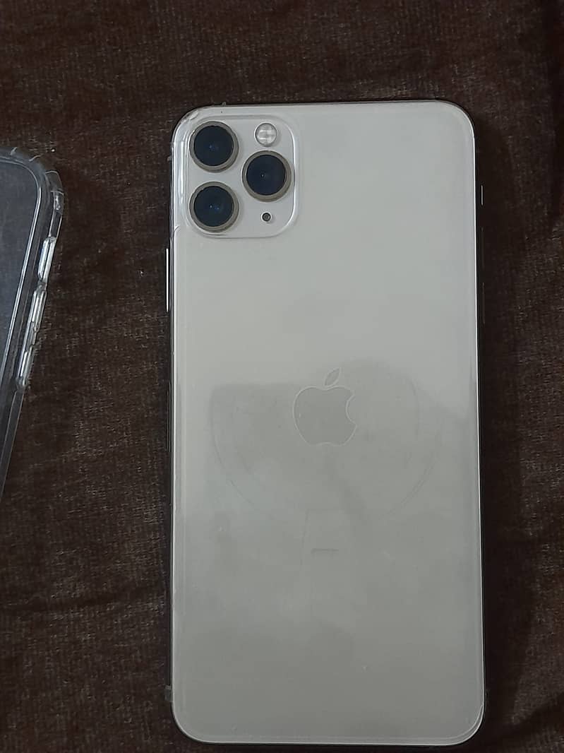 Apple iPhone 11 Pro Max 1