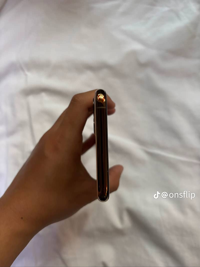 Apple iPhone 11 Pro Max 5