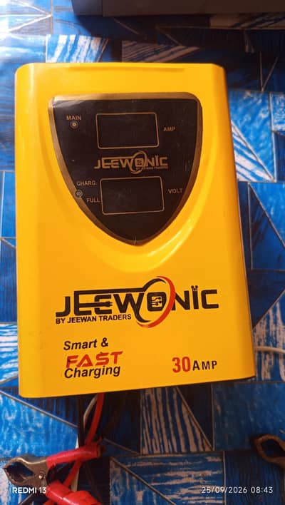 Jeewnic battery charger 30 Amp