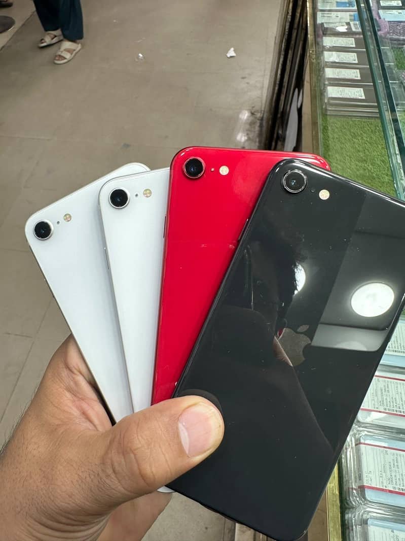 Apple iPhone SE 0
