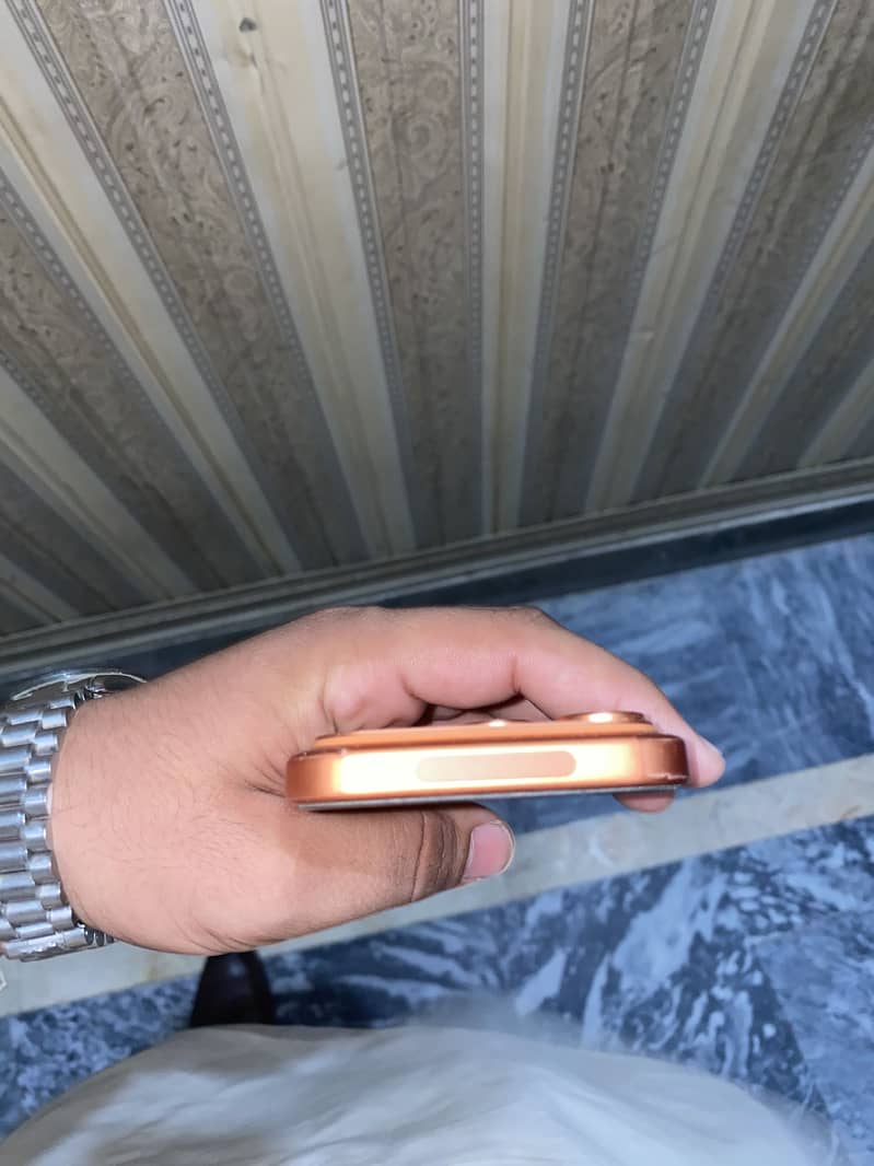 Apple iPhone 17 Pro 2