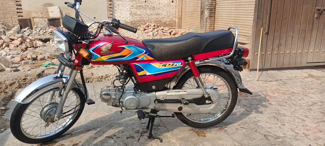 HondaCd70 4