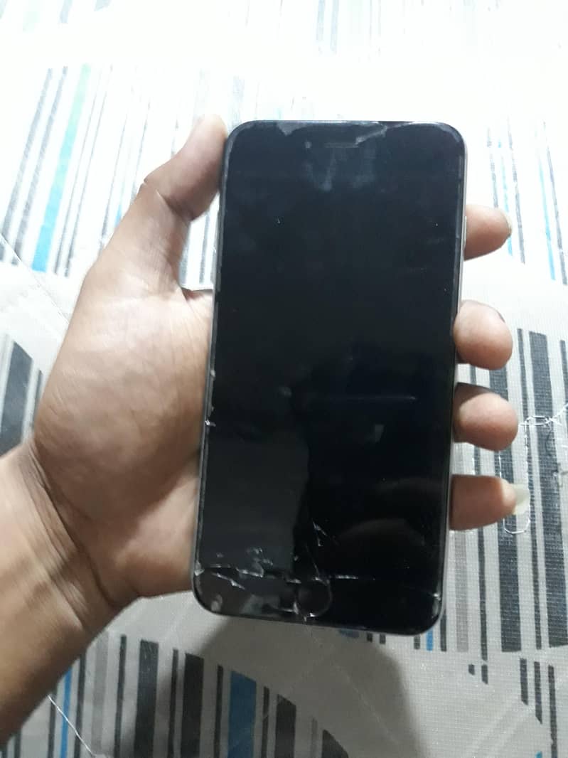 Apple iPhone 6 Plus 64 exchane 1