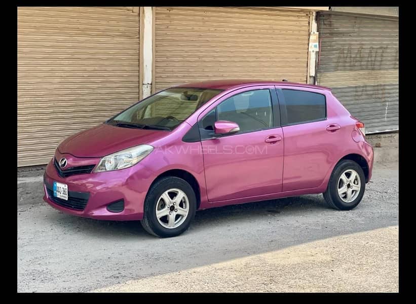 Toyota Vitz 2011 5