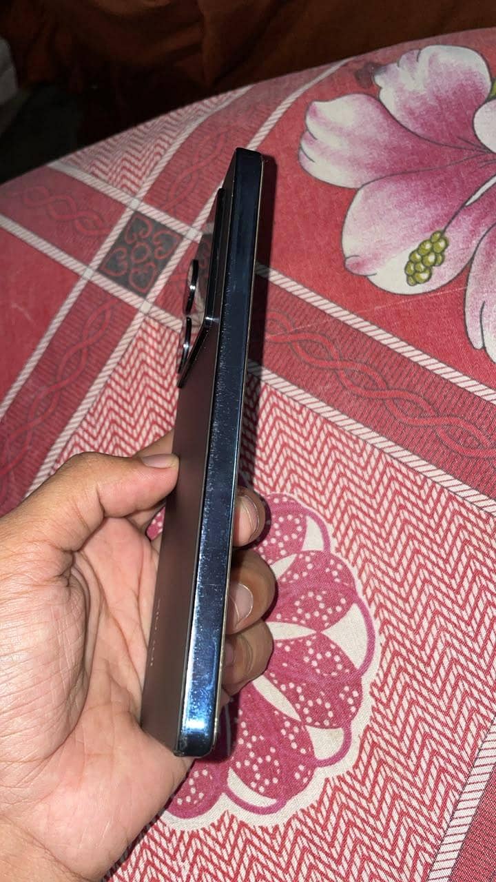 Infinix Note 40 4