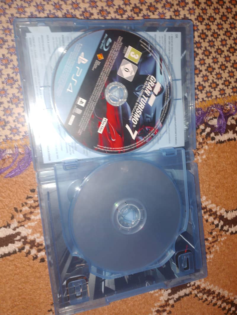 PS4 ki cd 4