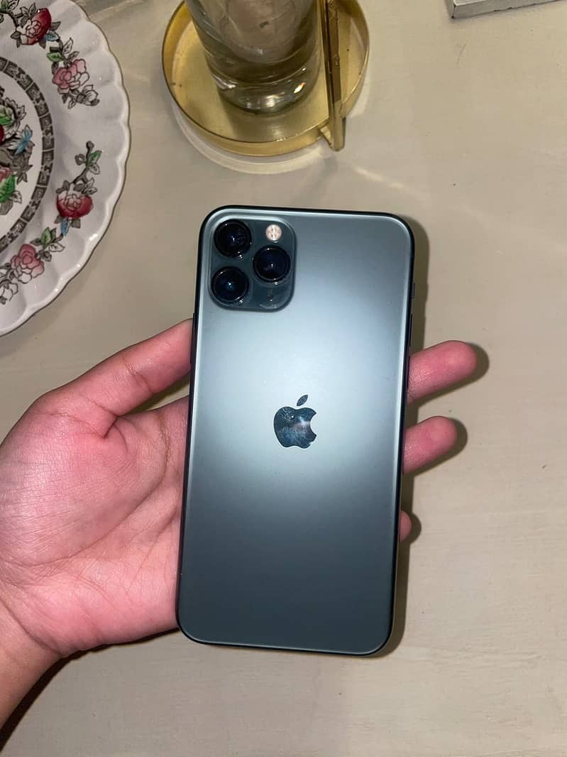 Apple iPhone 11 Pro 8