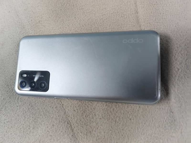 OPPO A16 0