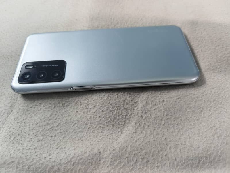 OPPO A16 1
