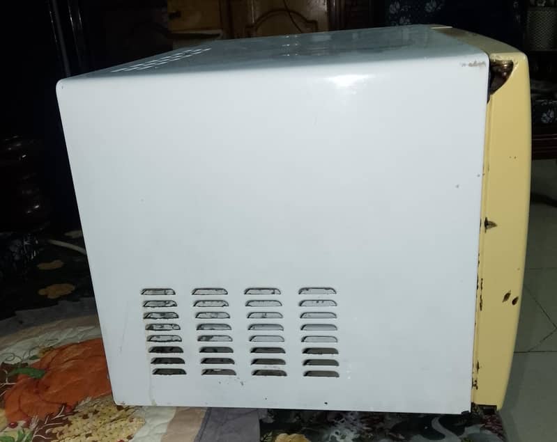 Microwave 1