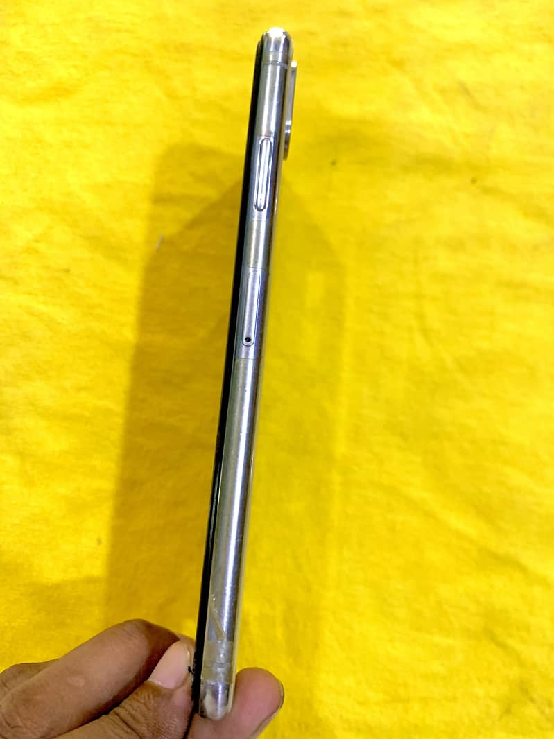 iPhone xs max 1