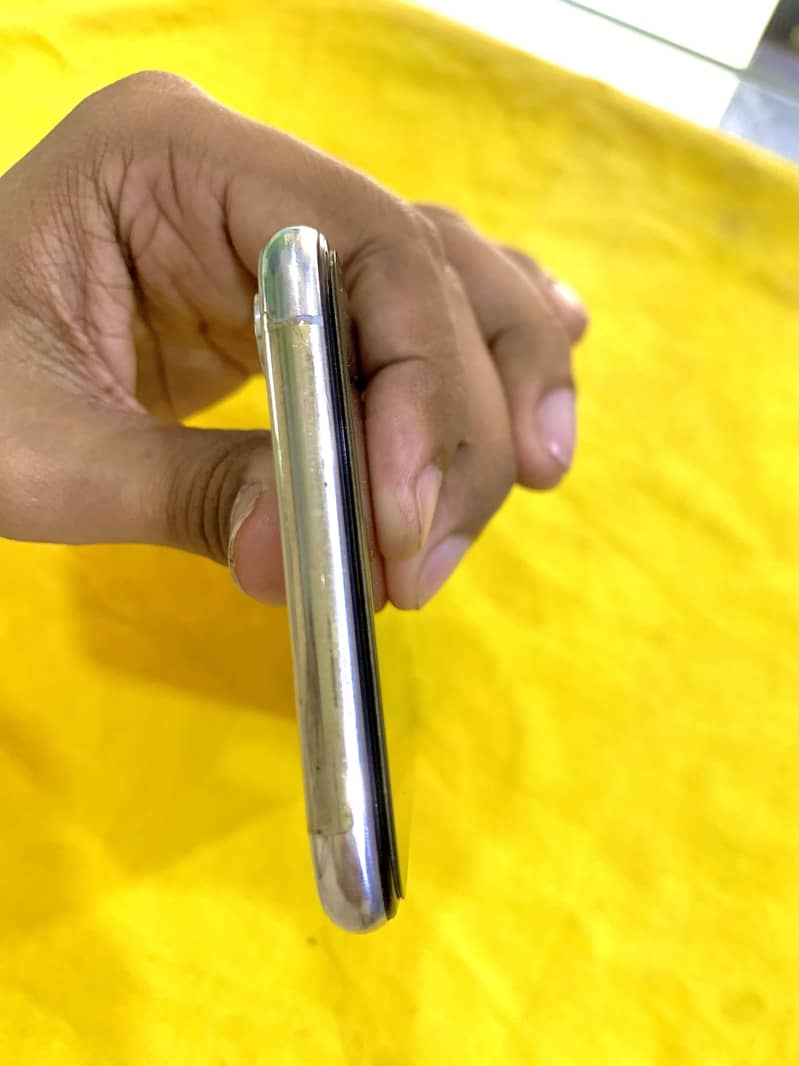 iPhone xs max 6