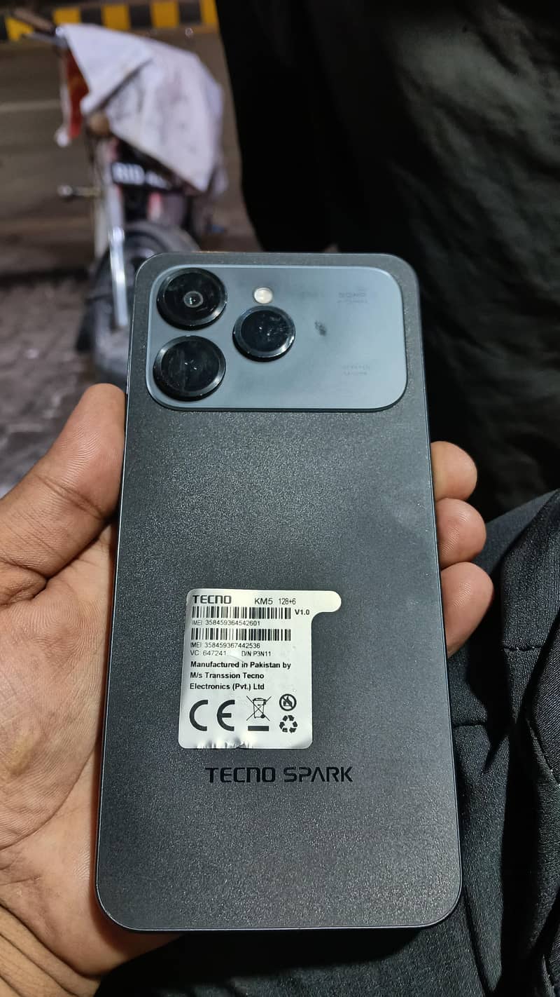 Tecno spark 40 0