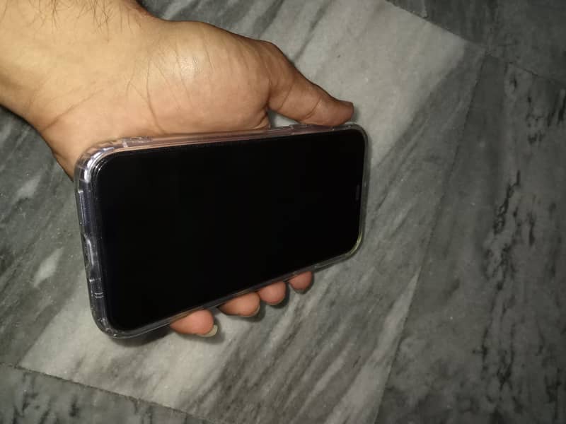 Apple iPhone 11 5