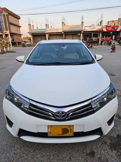 Toyota Corolla Altis Grande 1.8 2014 | Sunroof | Push Start | Genuine