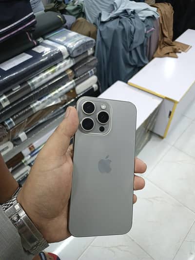 Apple iPhone 15 Pro Max