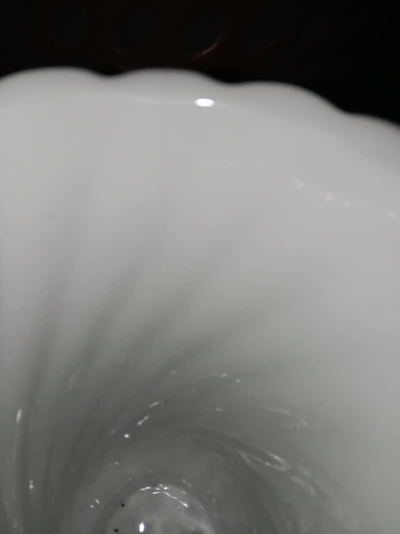 uk vase 1