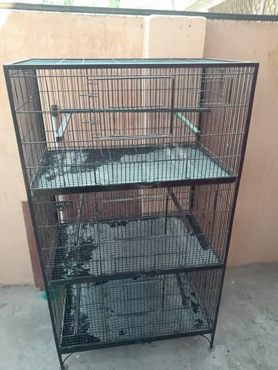 Used Bird cage the cage is in good shape for deatil contact on watsap