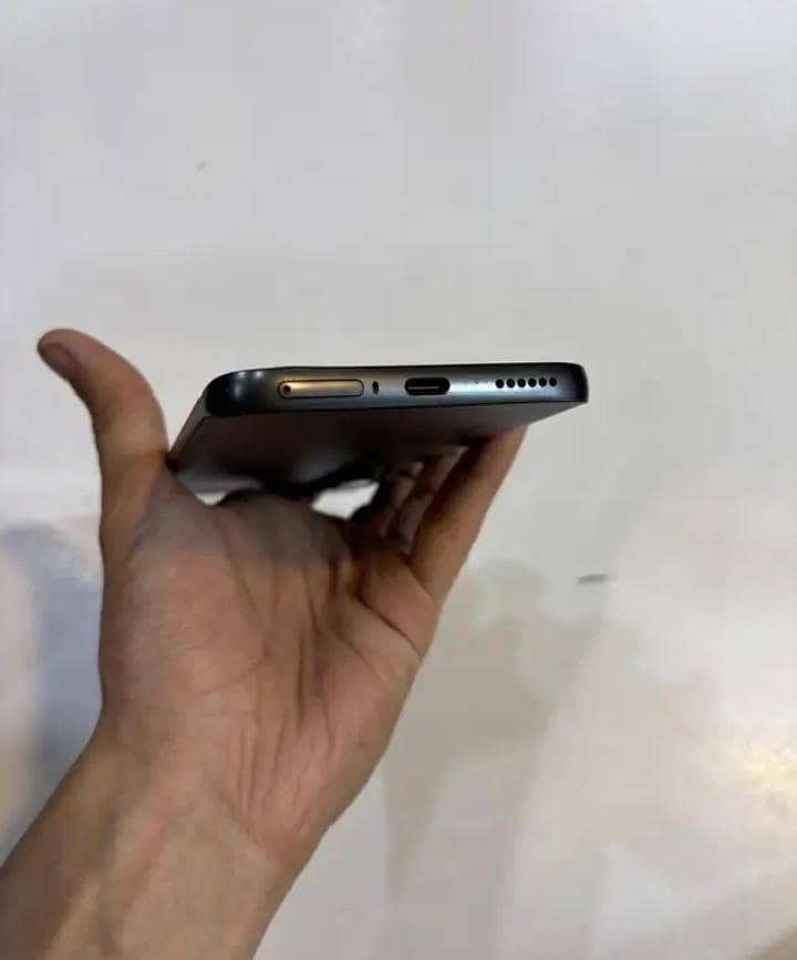 Tecno camon 50 pro 5