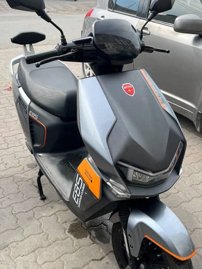 Metro E8S Mountain Climber Electric Scooter (Model 2026)