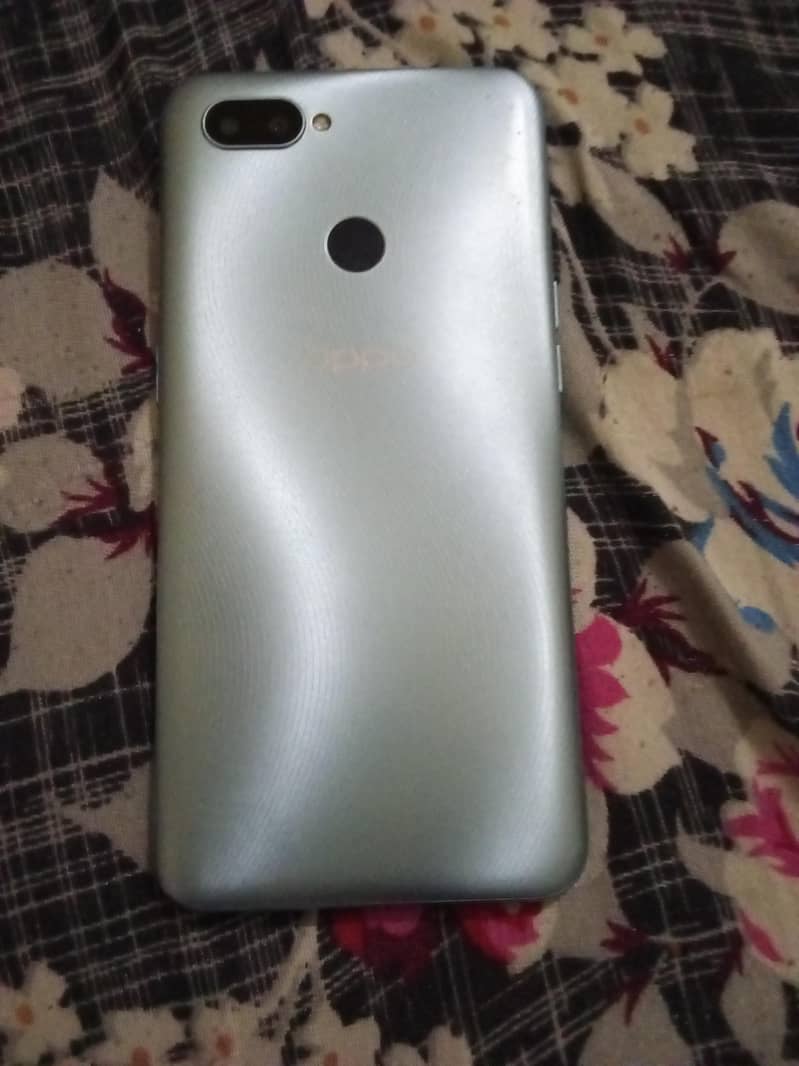 OPPO A5 0