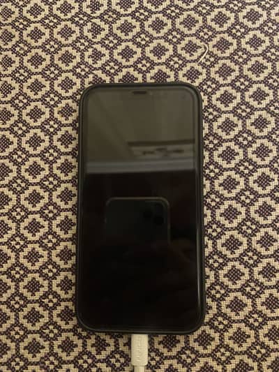 Apple iPhone 11 64GB jv MDM