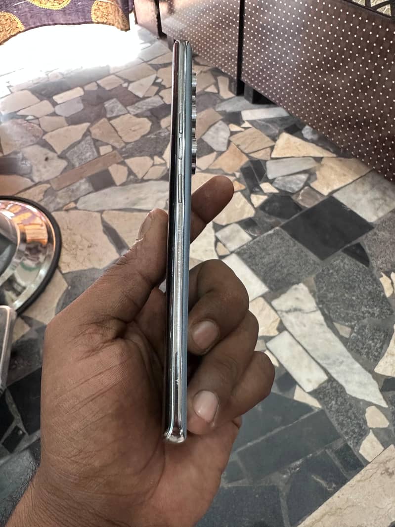 Tecno CAMON 40 Pro 1