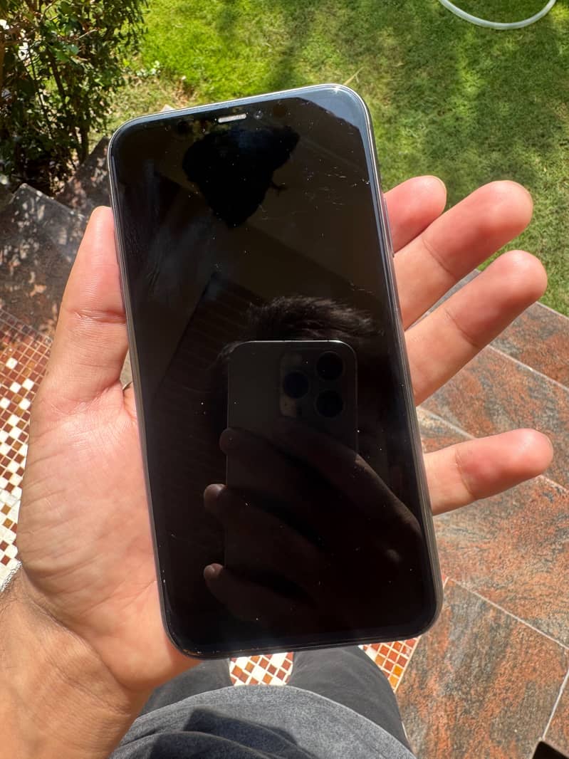 Apple iPhone 11 2
