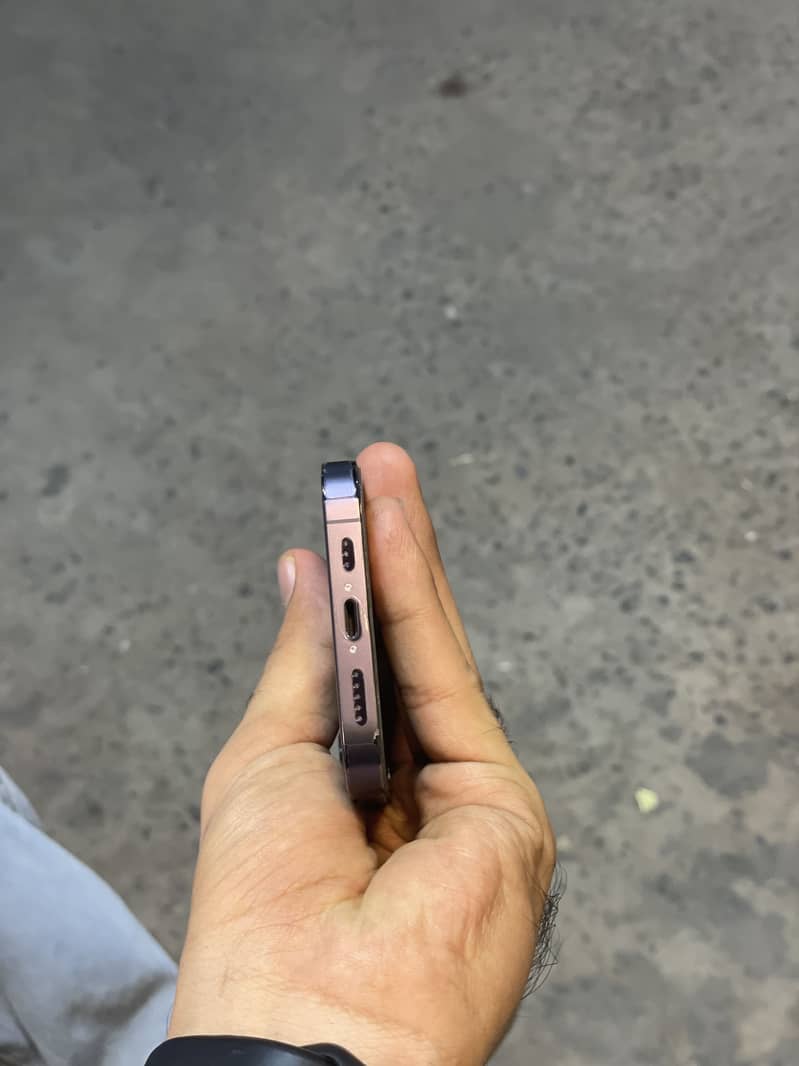 Apple iPhone 14 Pro 3