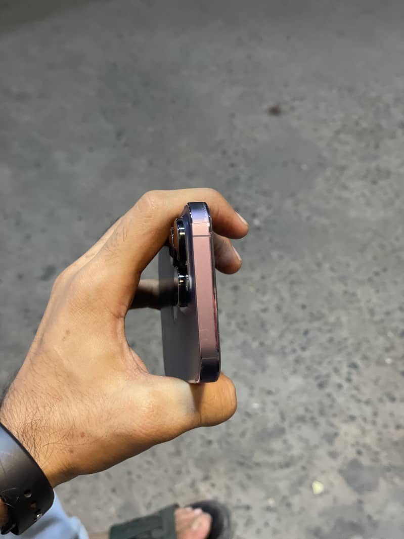 Apple iPhone 14 Pro 5