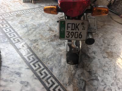 self ka km hony wala ha baki ok back tayr new ha garari sat new