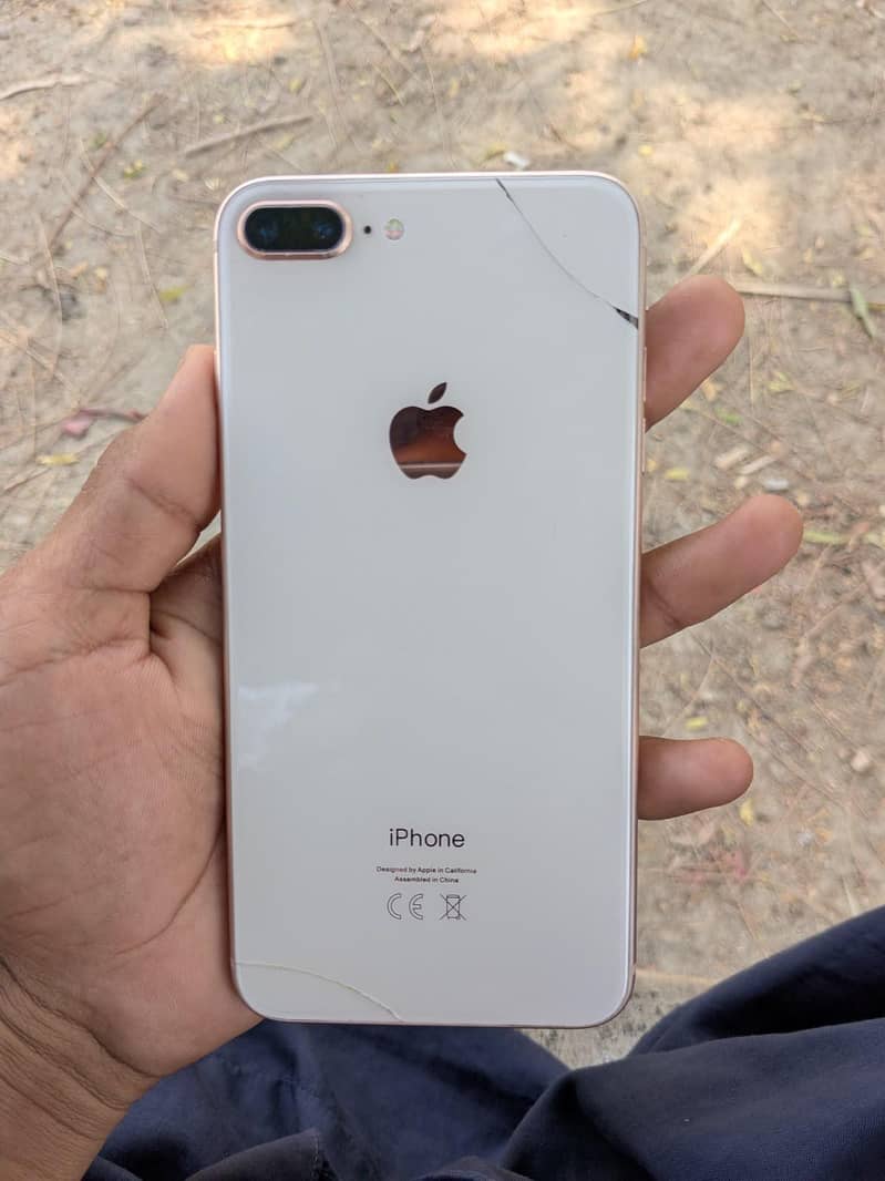 Apple iPhone 8 Plus 5