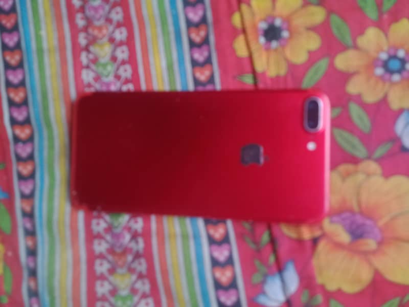 Apple iPhone 7 Plus 0