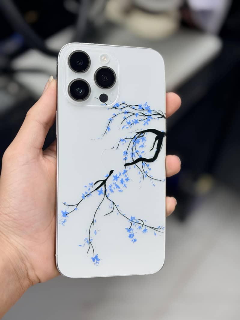 Apple iPhone 14 Pro Max 0