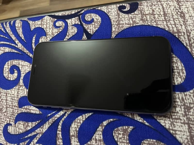 Apple iPhone 11 3