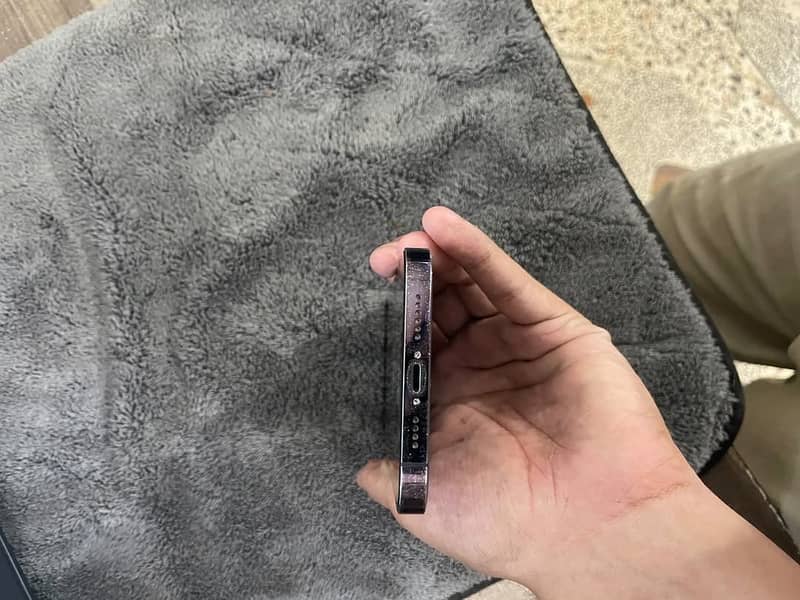 Apple iPhone 14 Pro Max 5