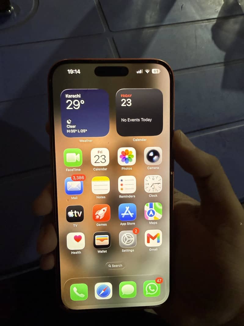Apple iPhone 17 Pro Max 0