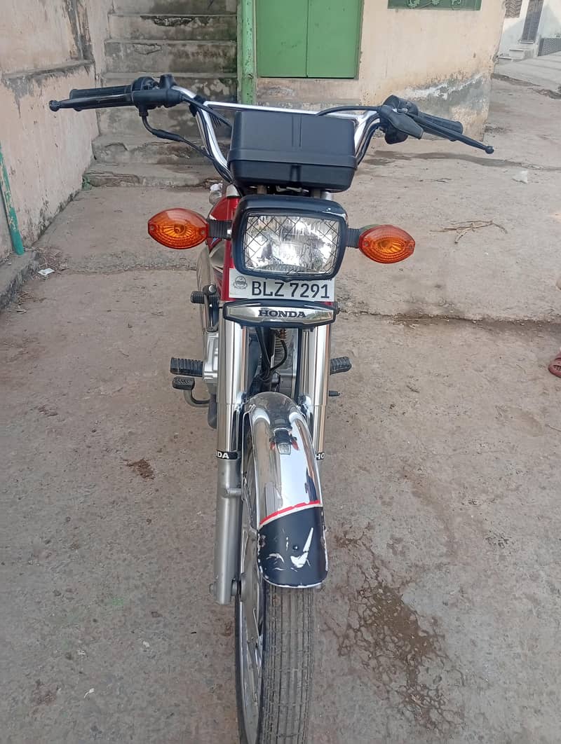 gooD condition Same like new 1