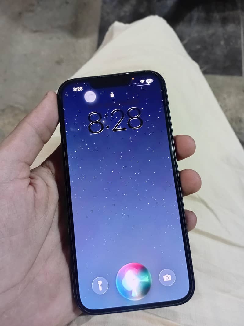 Apple iPhone 13 1
