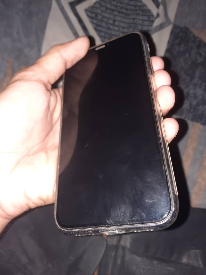 Apple iPhone XR 2