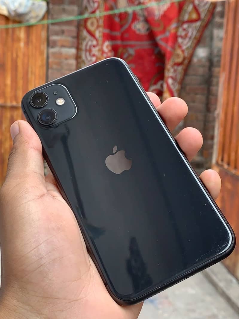 Apple iPhone 11 12