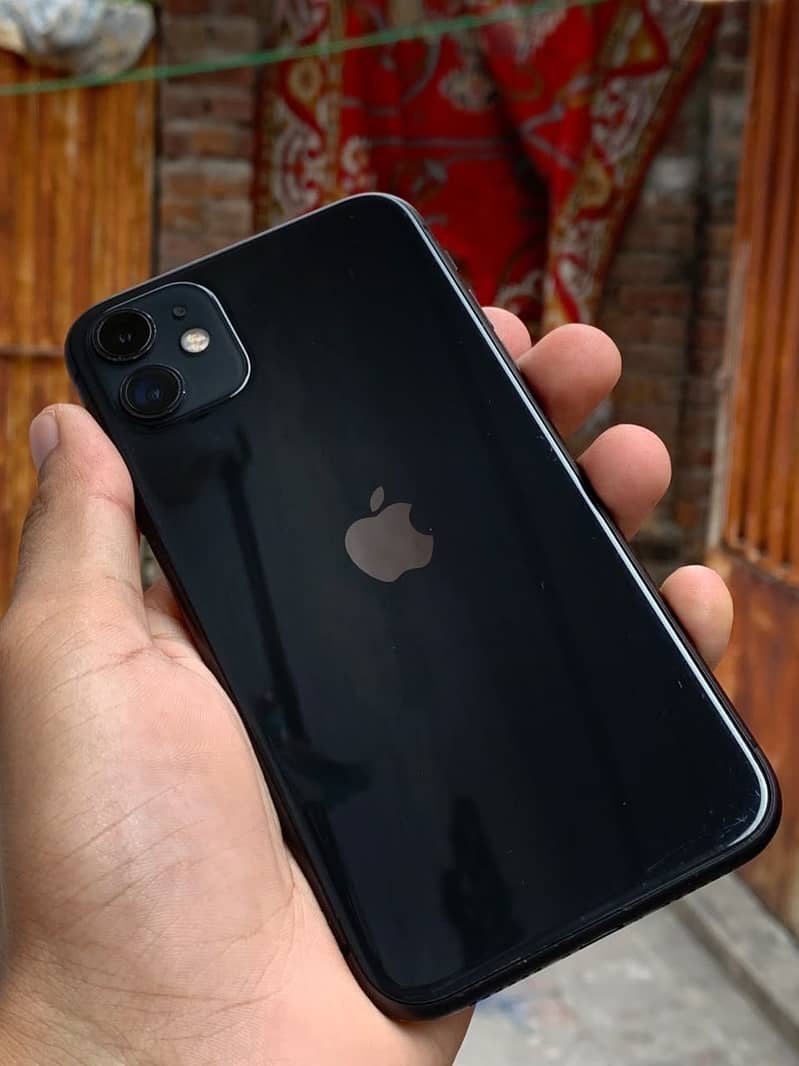 Apple iPhone 11 13