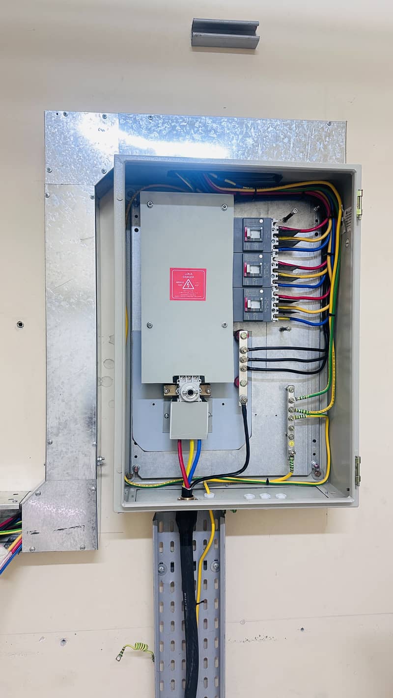 Electrician 3