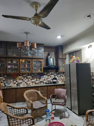 10 MARLA IDEAL TRIPPLE STOREY HOUSE AT 80 FEET ROAD FOR SALE IN ALLAMA IQBAL TOWN