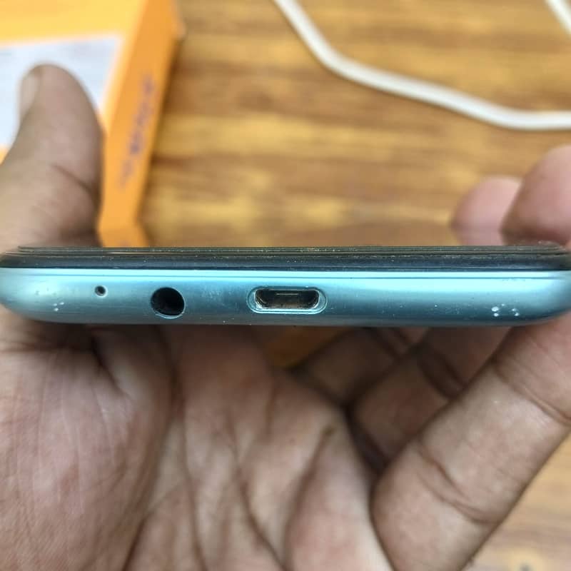 Tecno Spark 6 1
