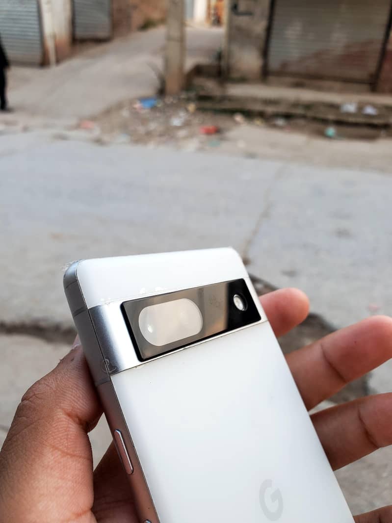 Google Pixel 7a 5