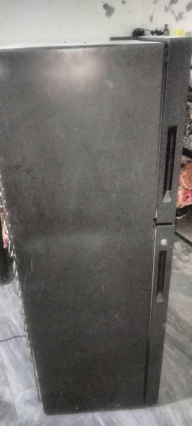 Haier clean fridge 3