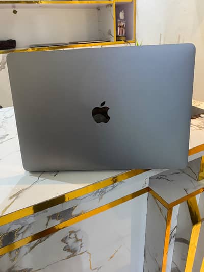 Apple MacBook Pro 2020 M1 8GB RAM 512GB SSD Touch Bar