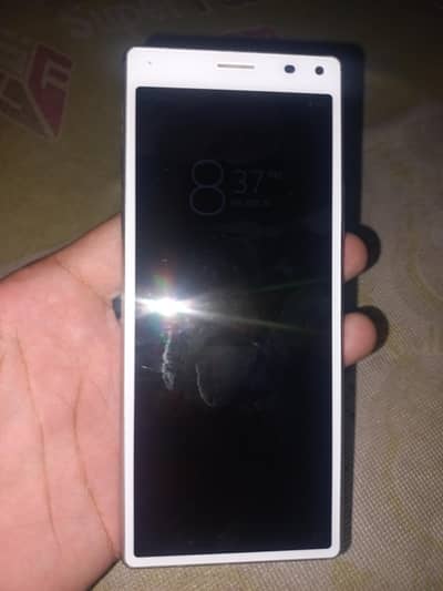 Sony Xperia 8